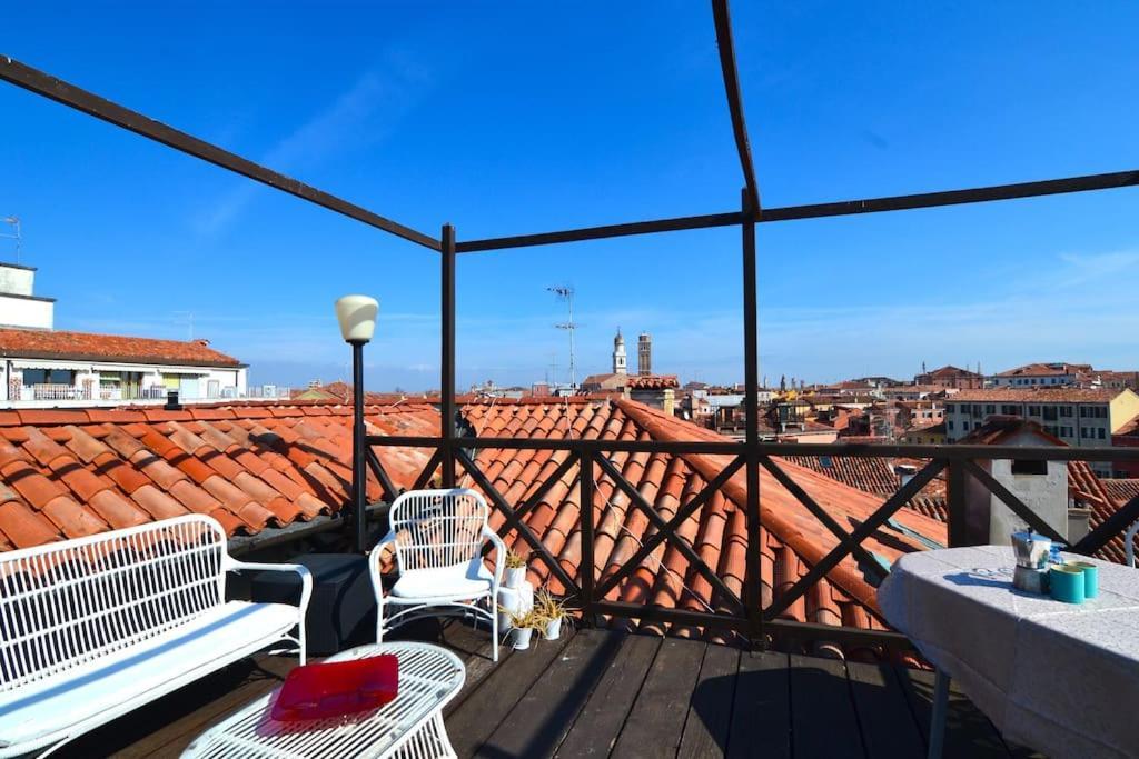Apartamento Breathtaking Terrace In Santa Margherita Square